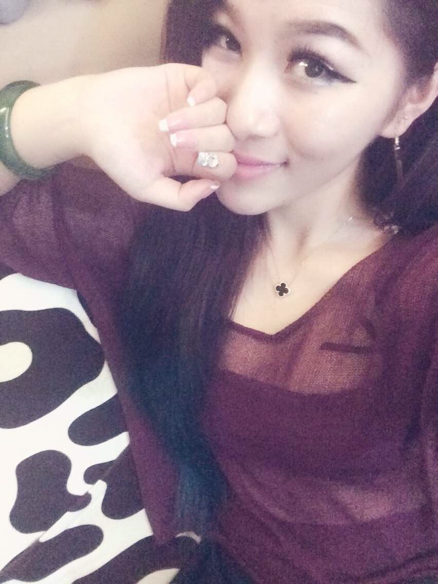 ♪♪依伊停播回家过年的主播照片