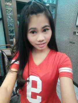 婉小静主播照片