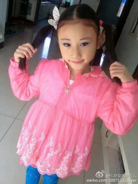 七岁女孩徐可儿主播照片