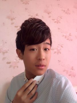╰文艺小青年、主播照片