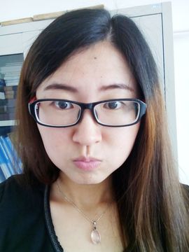 小笼女（原逗比）主播照片