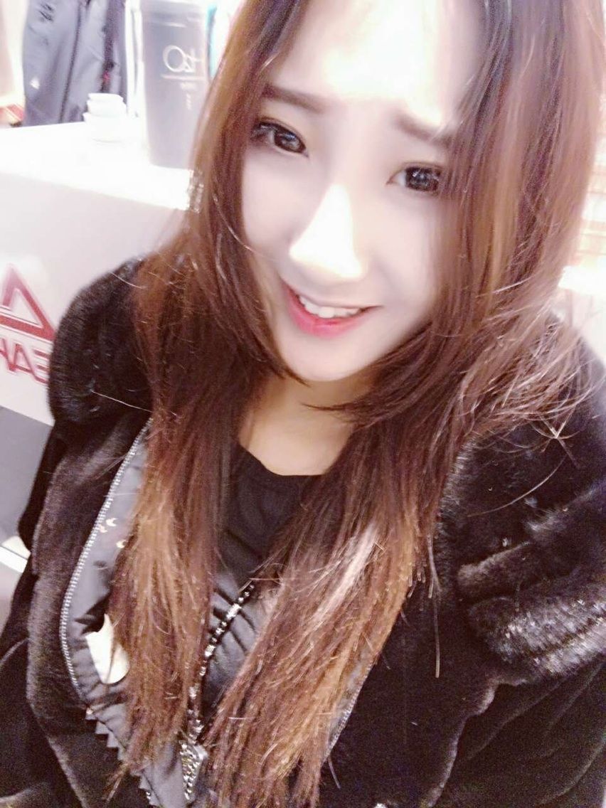 小小小小小菲的主播照片