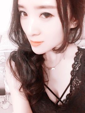 妖娆的丹丹主播照片