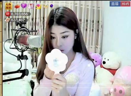 风中的风铃的图片