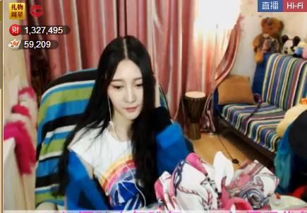 风中的风铃的图片