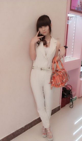 风中的风铃的图片