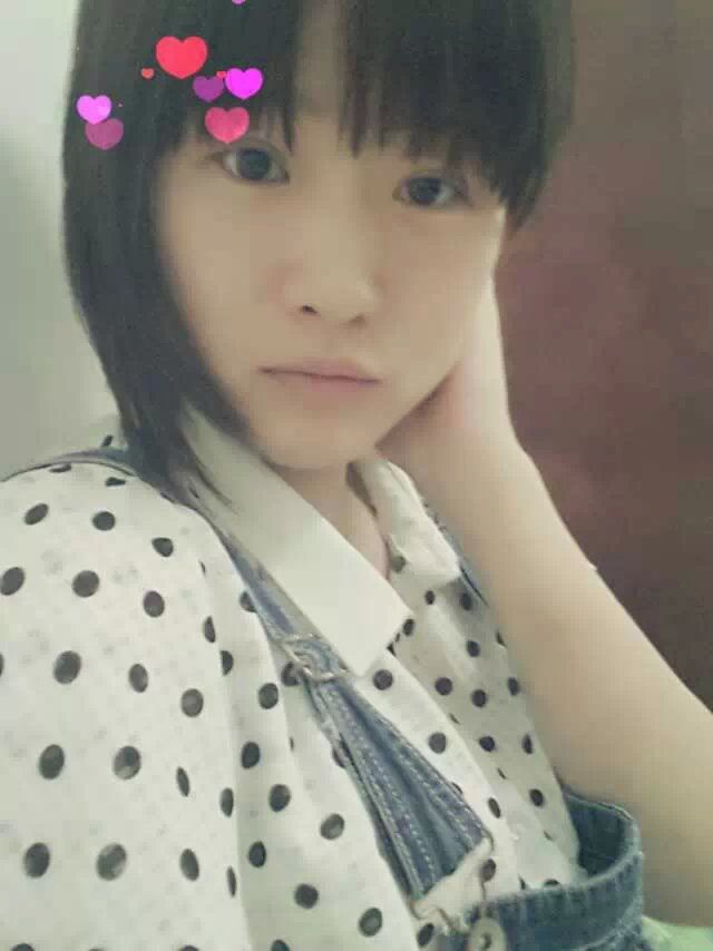 长颈小鹿萌萌大的主播照片