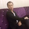 优雅的眼泪在笑