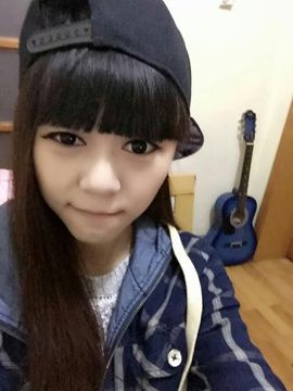 月月是新货主播照片