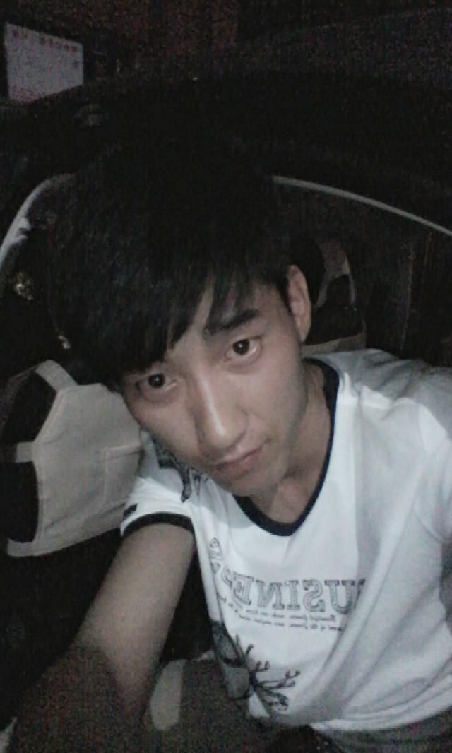 玩玩我笑了主播照片