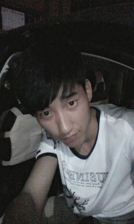 玩玩我笑了主播照片