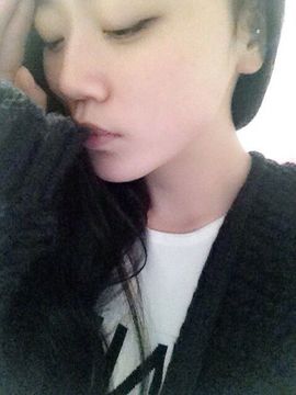 布鲁丝丿灵魂歌手主播照片