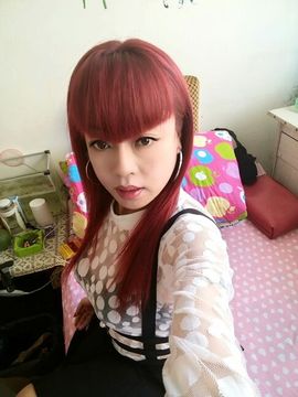 莹杰娜主播照片