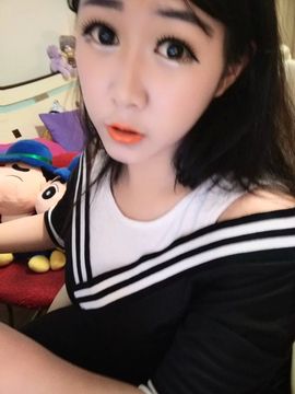 小维妮主播照片