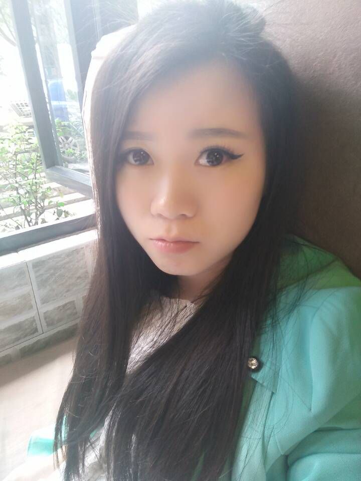 星洛洛的主播照片