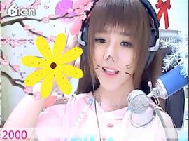 小鱼儿小白鲨主播照片