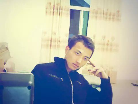 伤心拓拔野的主播照片