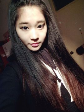 心染思密达丶主播照片