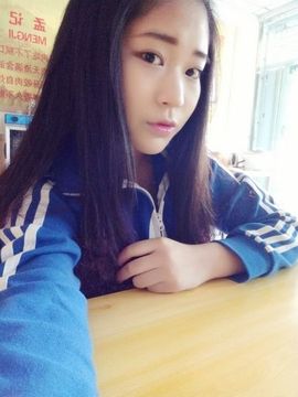 心染思密达丶主播照片