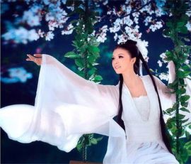 玉面狐狸-花千骨主播照片