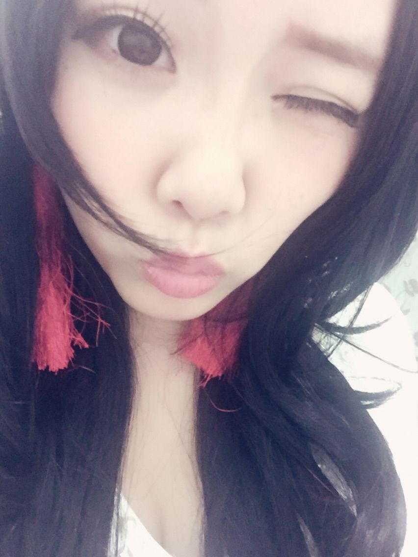 百变朵朵主播照片