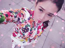 我是艺宝主播照片