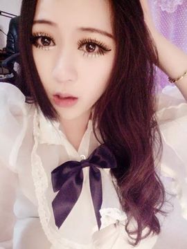 凌小诺✿萌萌的女汉子主播照片