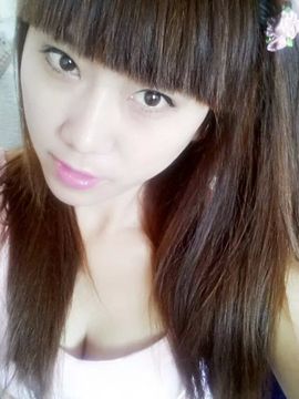 亲藽儿╮♫つ風ゝ主播照片