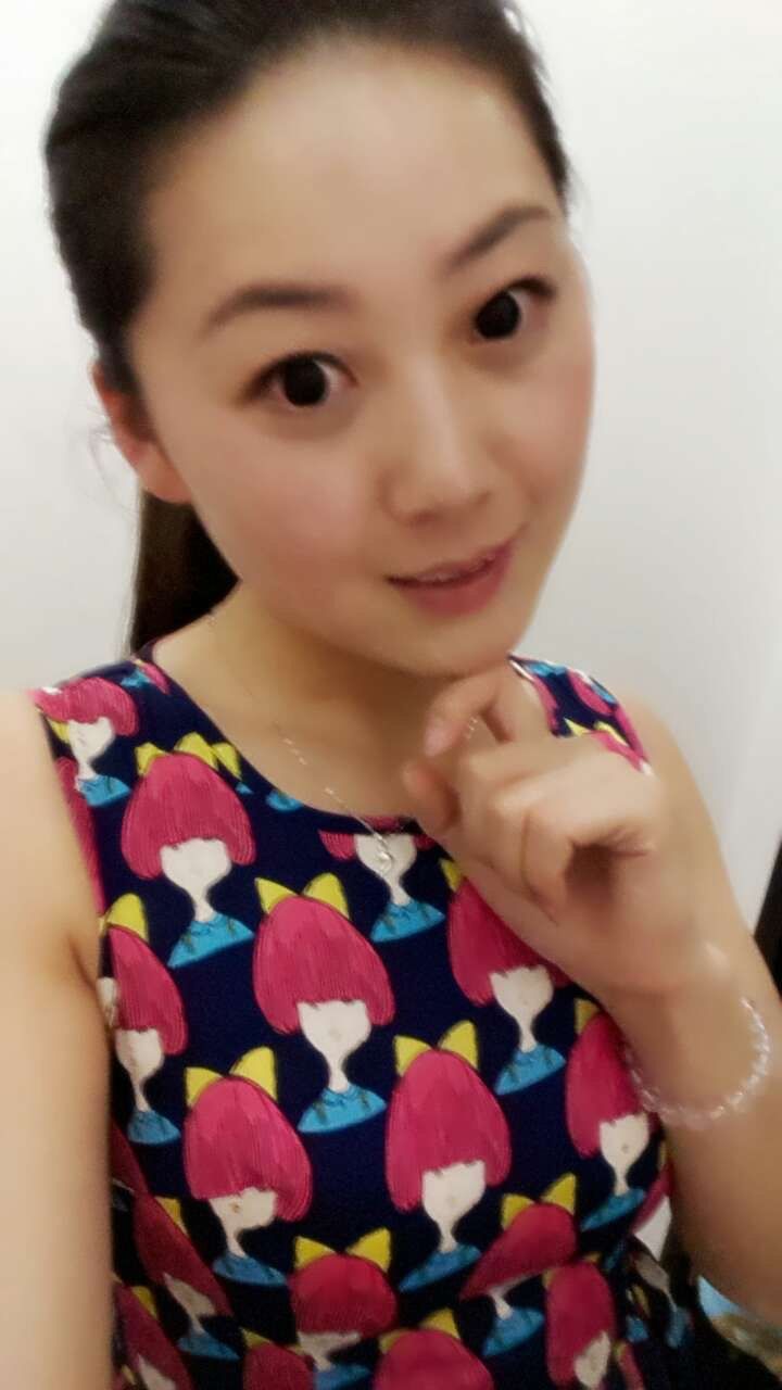 白小雅的主播照片