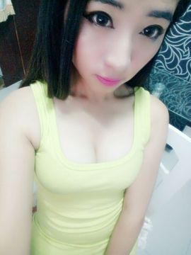 荷曦♫つ主播照片