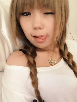 慕佐儿丶主播照片