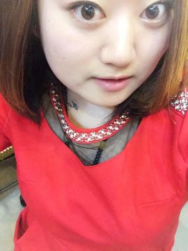 沐梓晴主播照片