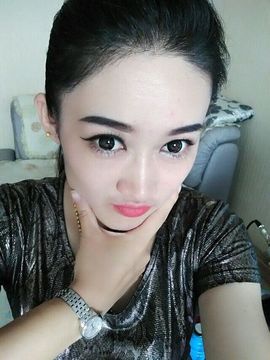 我是艺宝主播照片