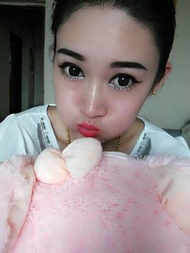 我是艺宝主播照片