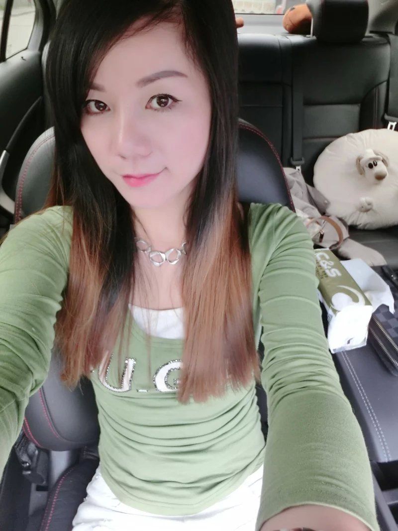 Lucky安娜主播照片