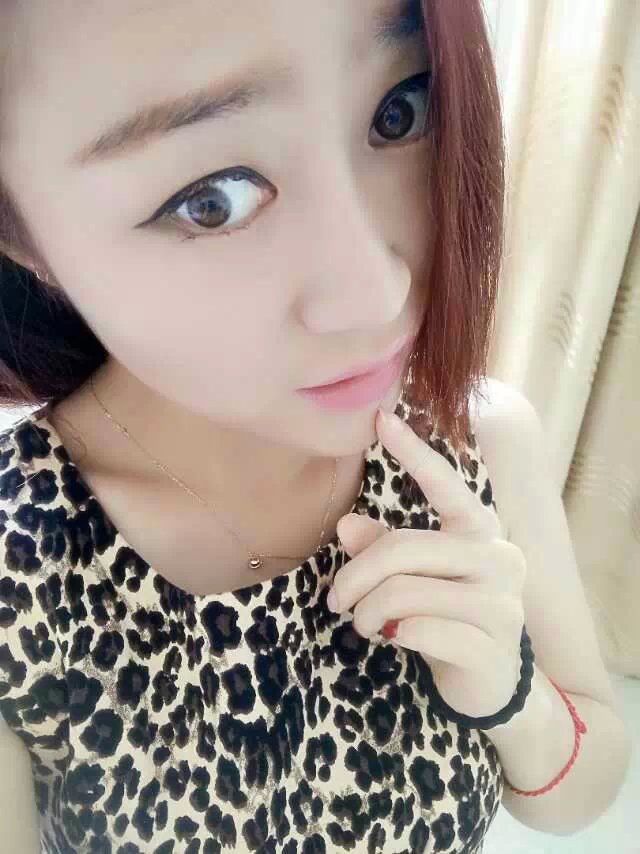 伤心小女孩hi的主播照片