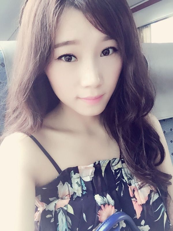 LX婷宝→坚持的主播海报