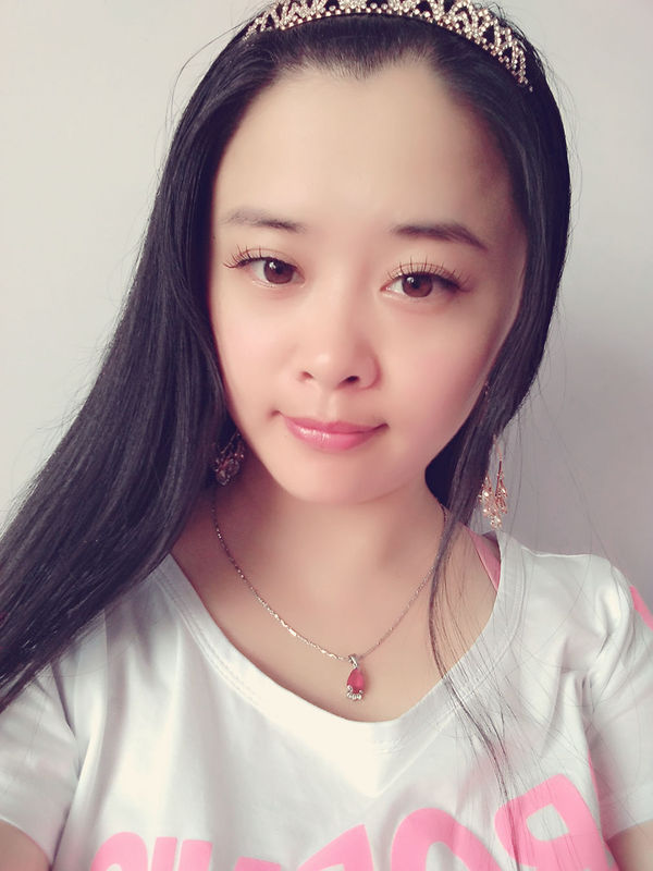 ♥可爱滴满满^O^的主播海报