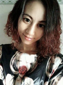 小鸥🎶主播照片