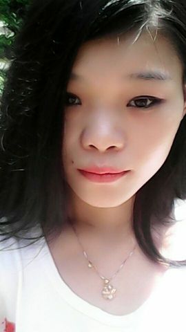 女籽の小藌の没人爱主播照片