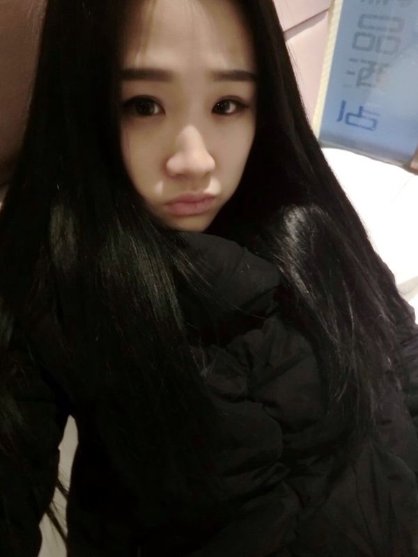 尤柑93的主播海报