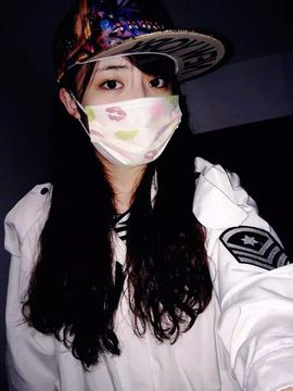 ♥╭、ｍ!ss宝宝主播照片
