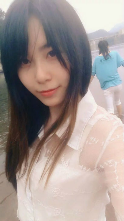 傻不拉叽小酒窝的主播照片