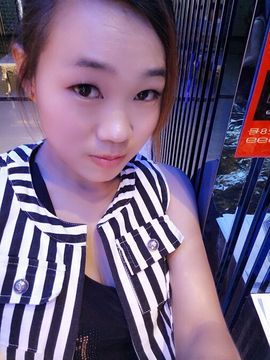 恋恋♥雪儿主播照片