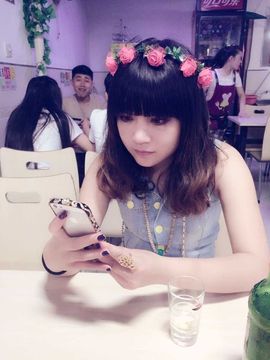＊小暴脾气✎主播照片