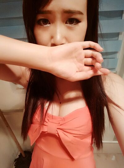 杨小浠的主播照片