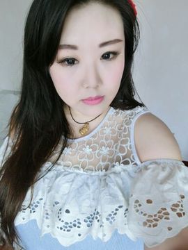 佳琦佳期主播照片