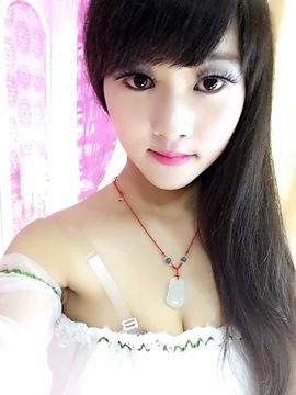 没人爱的小叶蝶主播照片