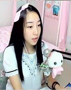 孤单的小海螺主播照片
