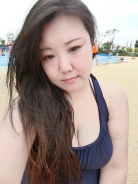 佳琦佳期主播照片
